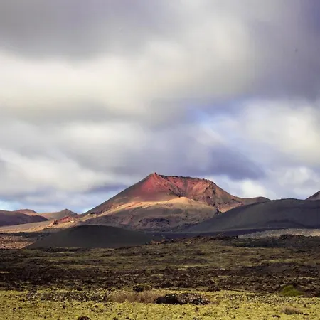 Home2book Charming Teguise, Terrace * تيغيسي